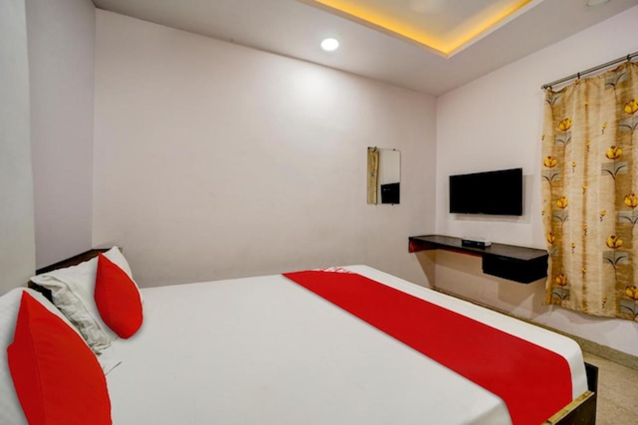 Hotel Ramghat Inn -In Front Of Mandakini River Sitapur Muafi Exterior photo