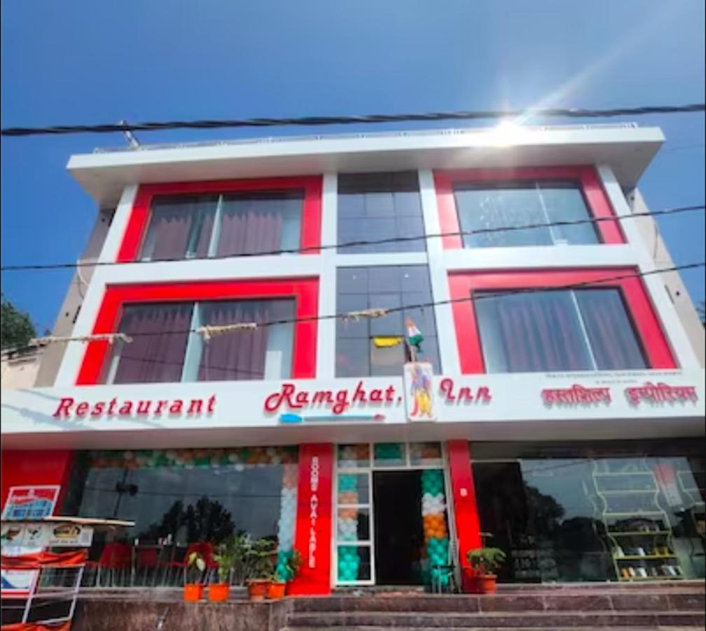 Hotel Ramghat Inn -In Front Of Mandakini River Sitapur Muafi Exterior photo